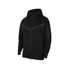 Nike Men’s Sportswear Tech Fleece “Black”